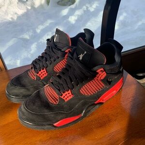 JORDAN 4 RED THUNDER